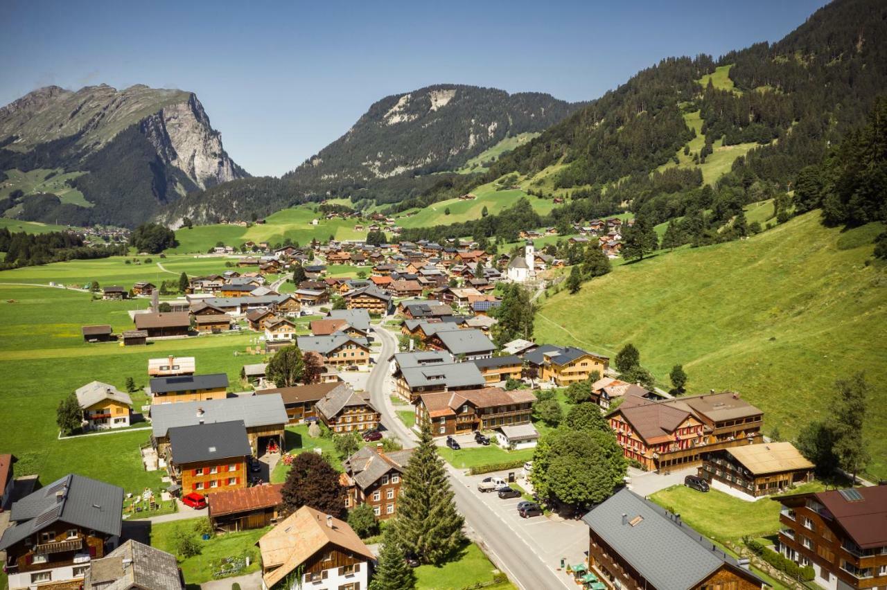 Hotel Gasthof Adler Schoppernau Esterno foto
