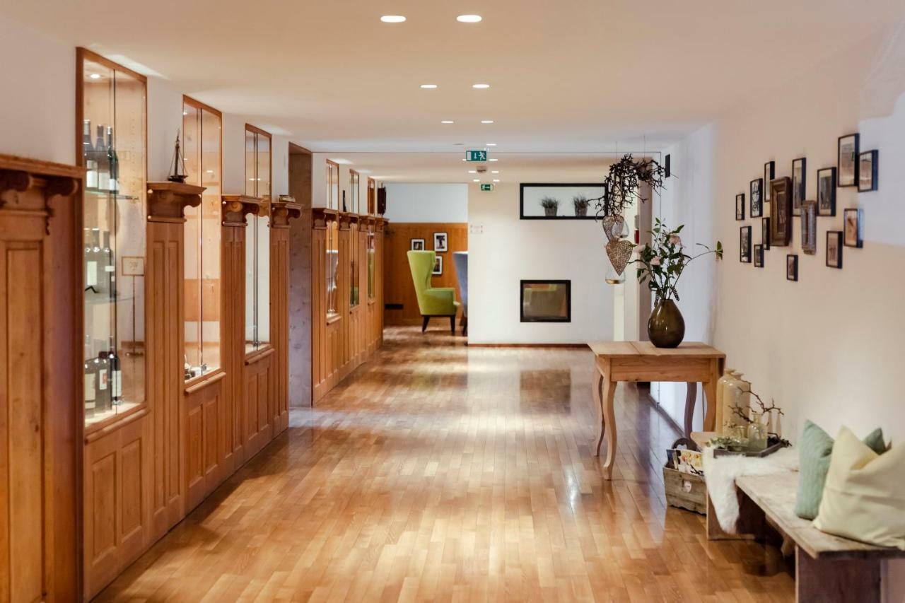 Hotel Gasthof Adler Schoppernau Esterno foto